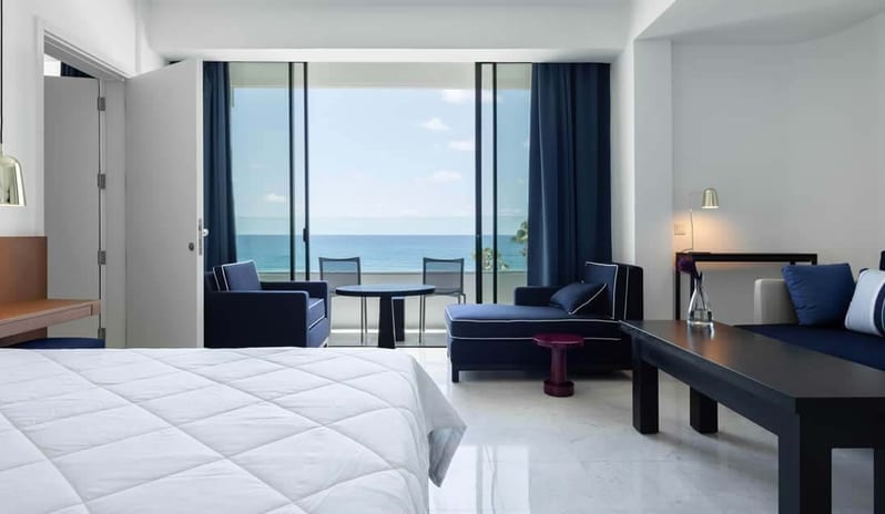 JUNIOR SUITE CONNECTING WITH VERANDA SEA VIEW ROOM