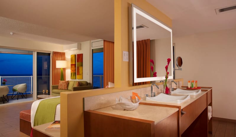 Sun Club Honeymoon Junior Suite