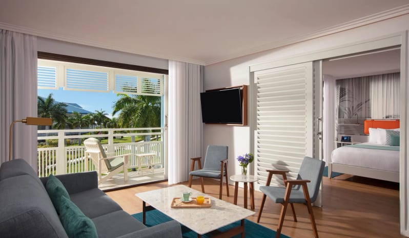 Preferred Club Master Suite Mountain View