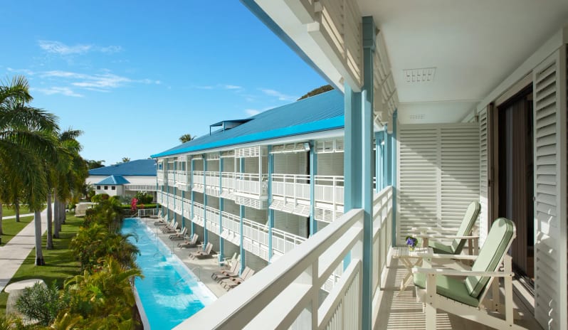 Preferred Club Master Suite Mountain View