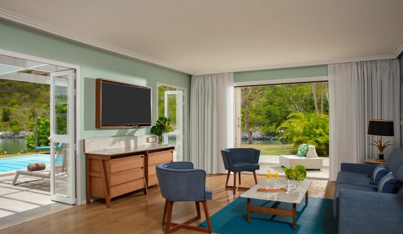 Preferred Club Presidential Swim Out Suite