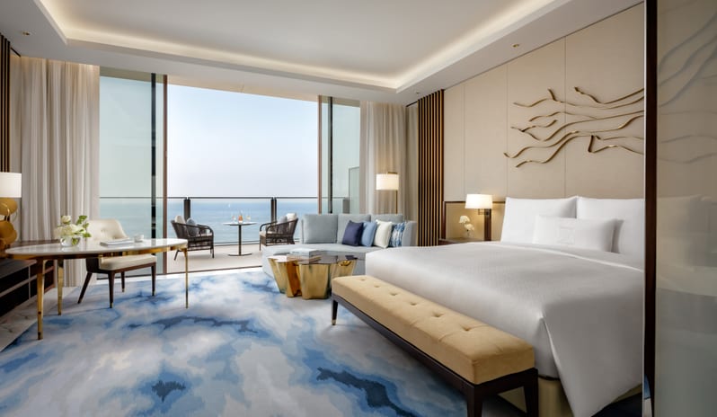 middle-east-holidays-dubai-atlantis-the-royal-seascape-king-room