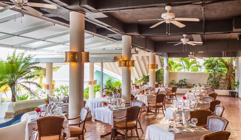 St James’s Club & Villas - Piccolo Mondo Restaurant