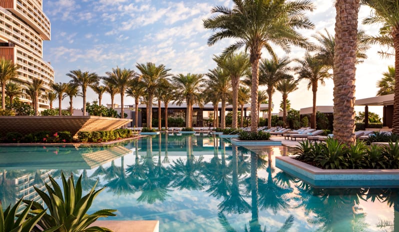 Nobu by the beach, Pool