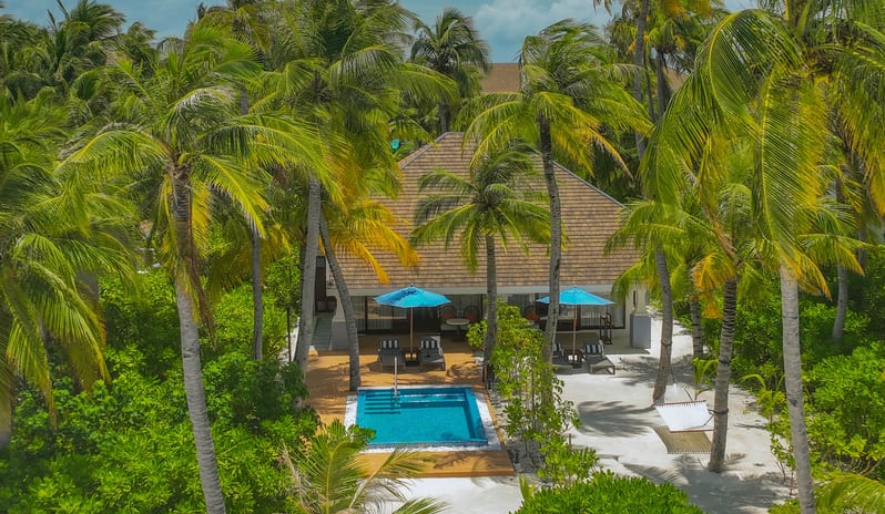 Grand Beach Villa with Pool