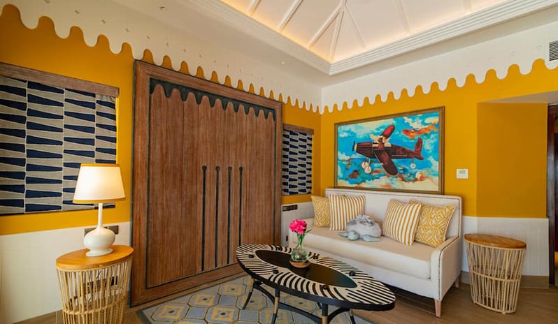 Grand Beach Villa with Pool