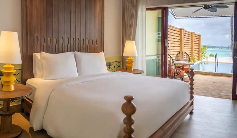 Junior Beach Suite with Pool