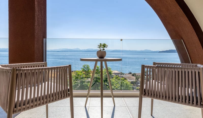 Grand Opal Suite Sea View