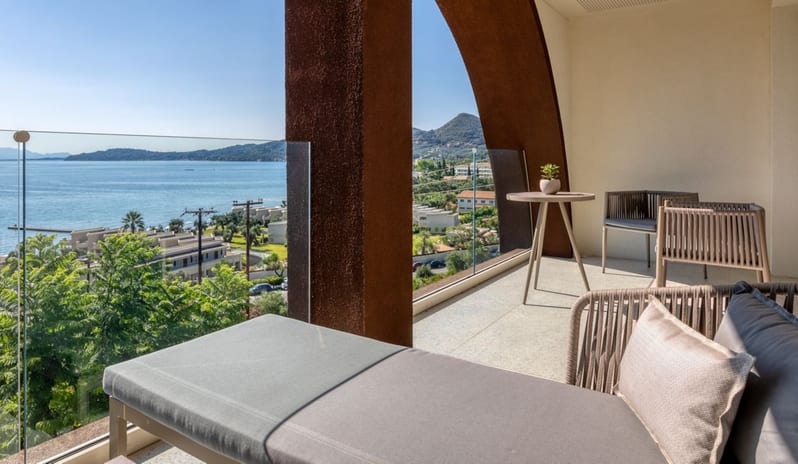 Grand Opal Suite Sea View