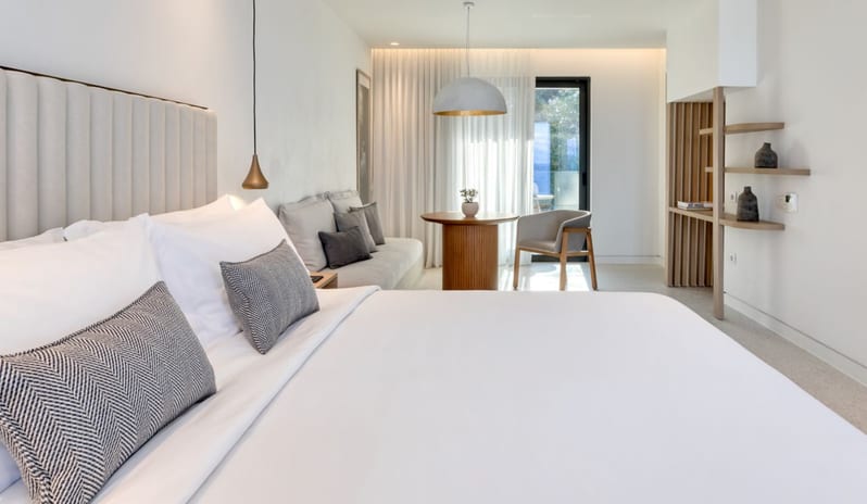 Grand Opal Suite Sea View