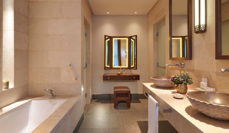 DELUXE CANYAN VIEW ROOM