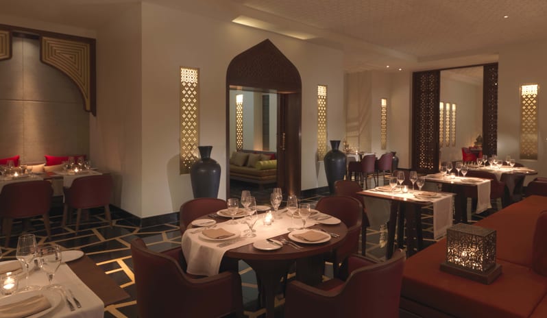 AAJA_Dining_Al_Qalaa_01_G_A_L