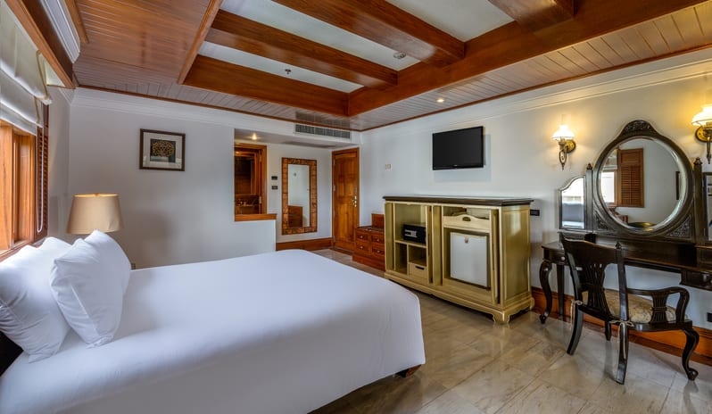 Seaview Hillside with Terrace Bathtub