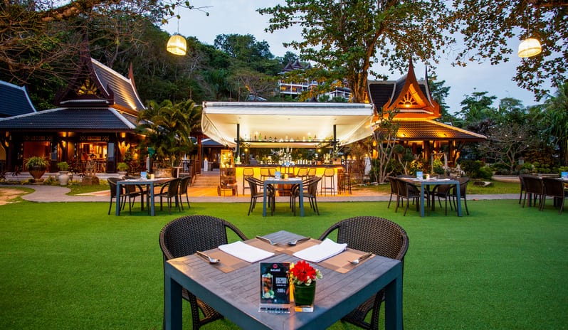 Old Siam Thai Royalty Beachfront Restaurant