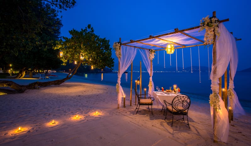 Romantic Private Beachfront Cabana Dining