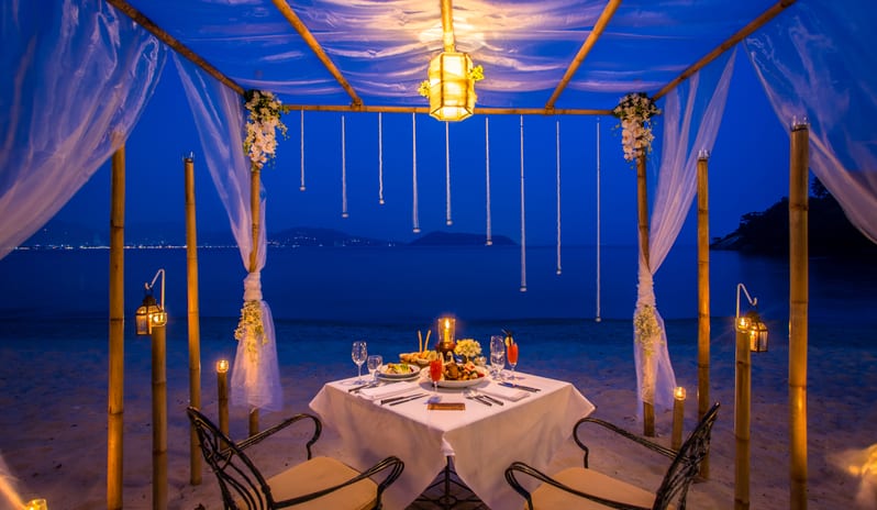 Romantic Private Beachfront Cabana Dining