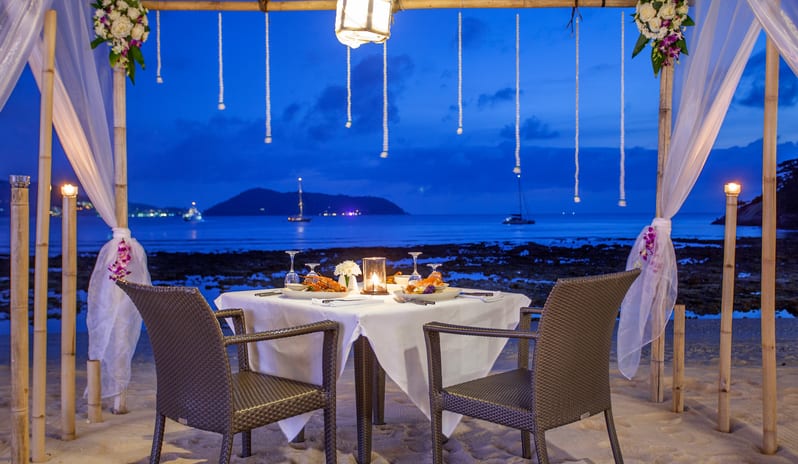 Romantic Private Beachfront Cabana Dining