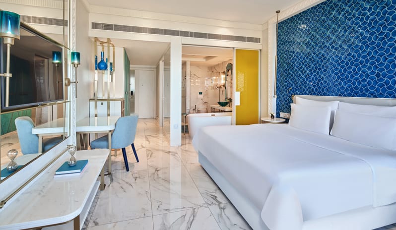 middle-east-holidays-abu-dhabi-rixos-premium-saadiyat-island-hotel-deluxe-king-sea-view