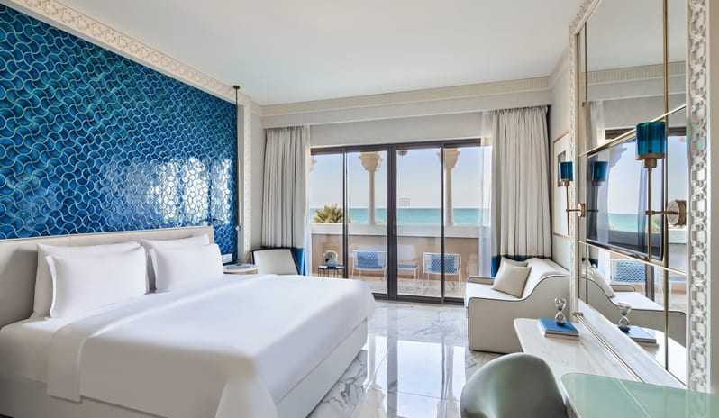 middle-east-holidays-abu-dhabi-rixos-premium-saadiyat-island-hotel-deluxe-king-sea-view