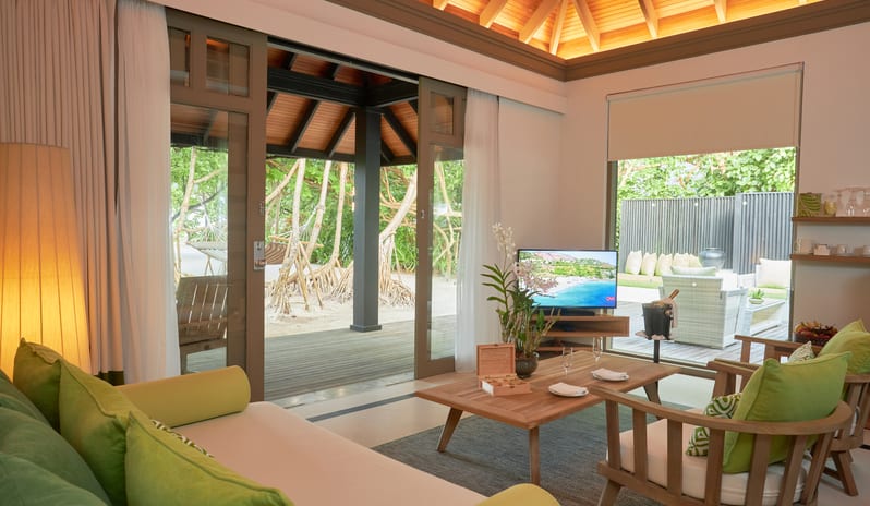 Deluxe Beach Villa with Family Private Pool
