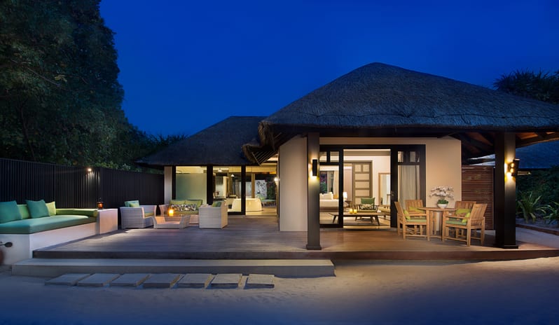 Deluxe Beach Villa with Family Private Pool