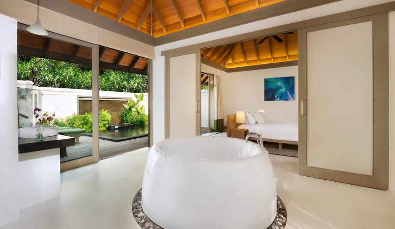 Deluxe Beach Villa with Family Private Pool