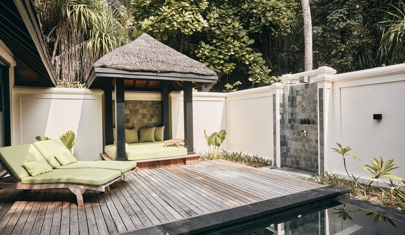 Deluxe Beach Villa with Family Private Pool