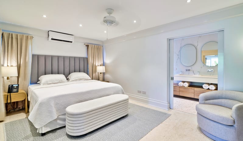 Superior Deluxe Suite