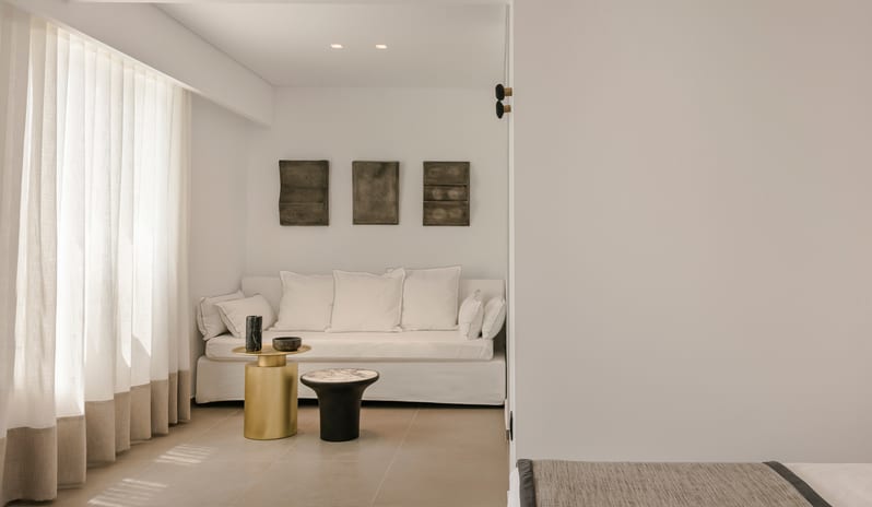 JUNIOR SUITE WITH PLUNGE POOL