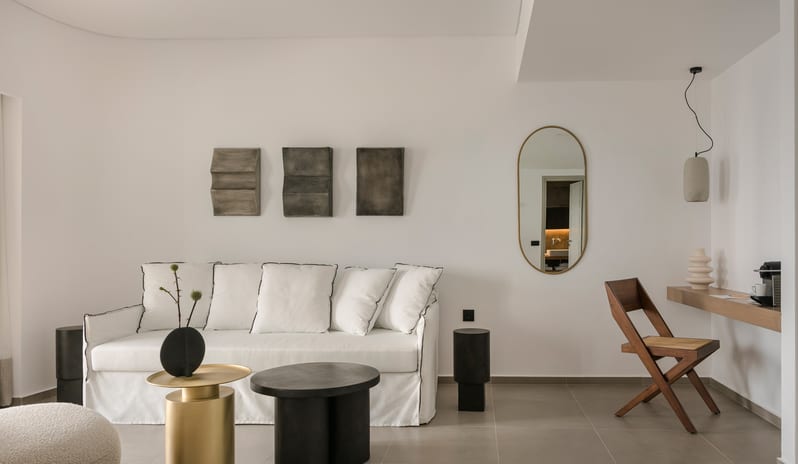 GRACE SUITE WITH PLUNGE POOL