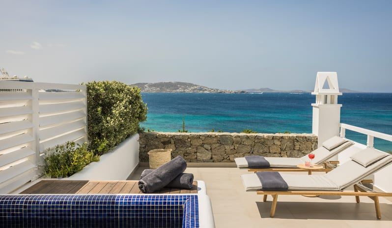 JUNIOR SUITE WITH PLUNGE POOL