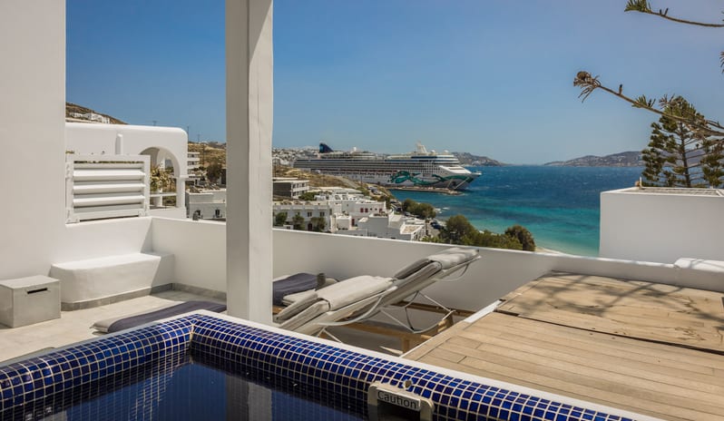 DELUXE ROOM WITH PLUNGE POOL