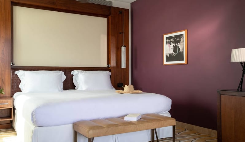 Jumeirah-Port-Soller-Junior-Suite-Port-Soller-View-Bedroom