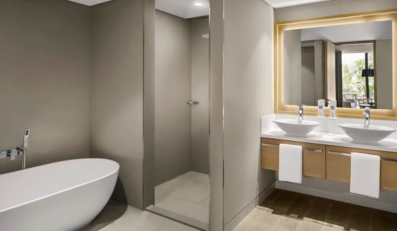 Mövenpick Resort Al Marjan Island - Al Marjan Beachfront Suite with Private Pool