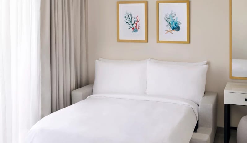 Movenpick Resort Al Marjan Island - Deluxe Beach & Pool View Room