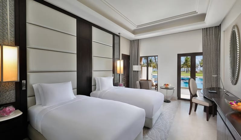 Al-Bustan-Palace-Ritz-Carlton-Deluxe-Lagoon-Access-Twin-Room-Bed