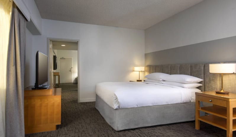 Renaissance Palm Springs Hotel - 1 Bedroom Executive Suite