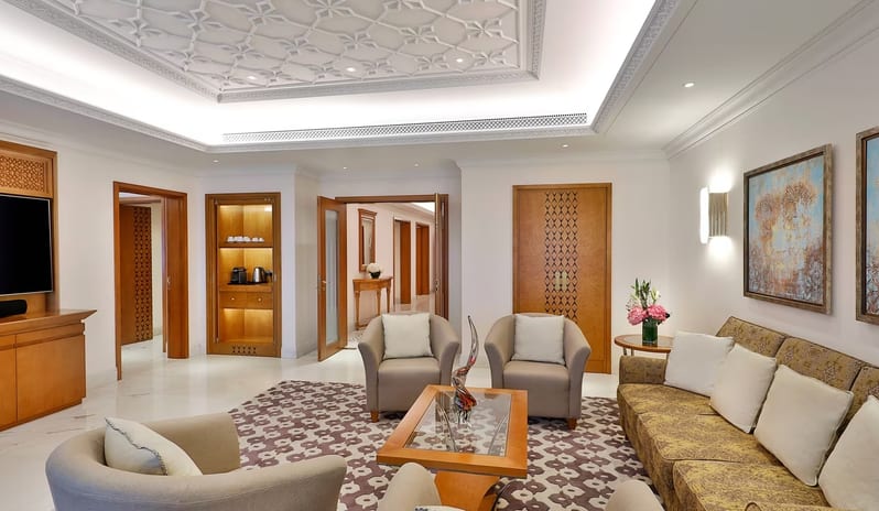 Al-Bustan-Palace-Ritz-Carlton-Abu-Dhabi-Presidential-Suite-Living-Room
