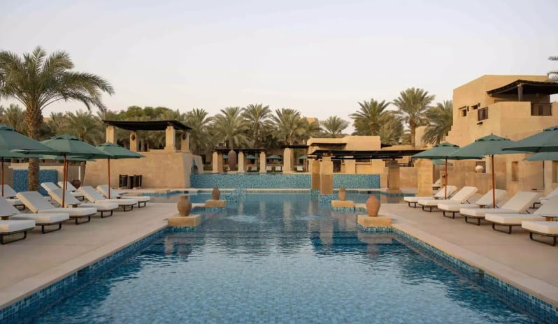 Bab Al Shams - Pool Bar