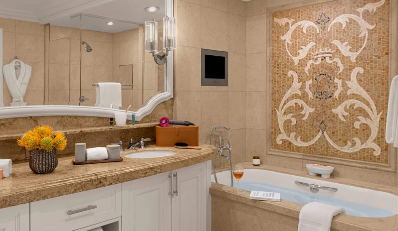 The Maybourne Beverly Hills - Terrace Room