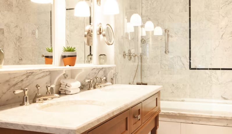 ele-acc-room-superior-king-bathroom01