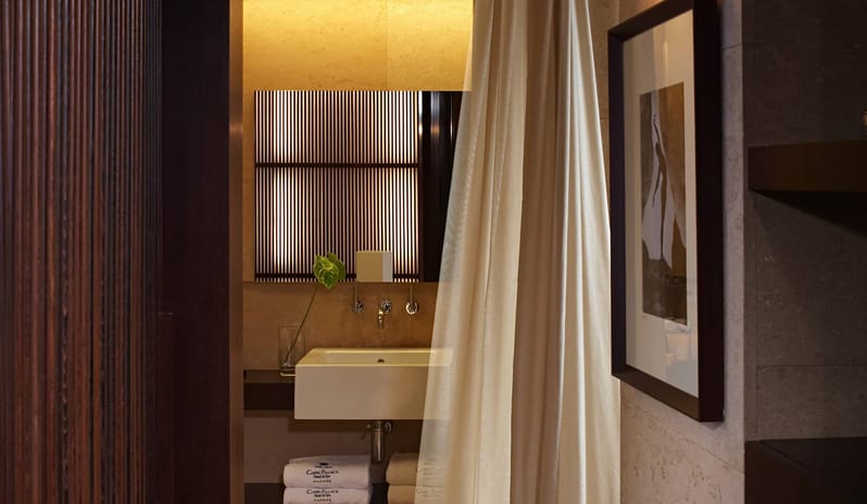 Suites with Private Pool and Garden