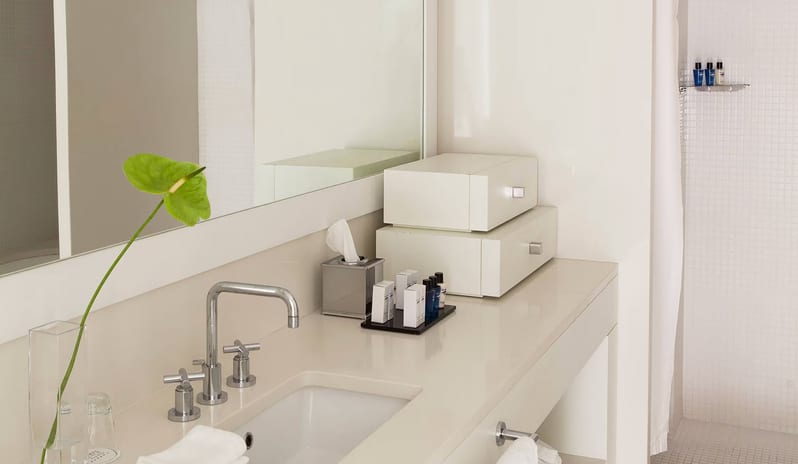 Suites with Private Pool and Garden