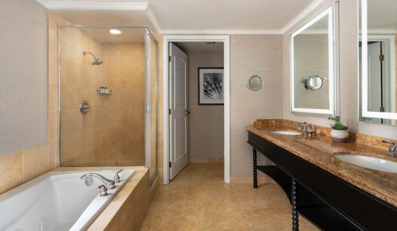 Hyatt Regency Huntington Beach Resort and Spa - Sunset Suite