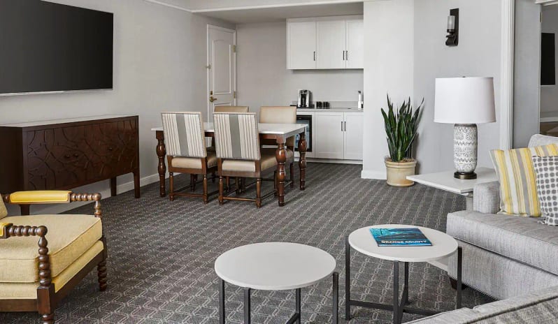 Hyatt Regency Huntington Beach Resort and Spa - Huntington Suite