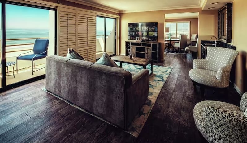 The-Water-Front-Beach-Resort-Oceanfront-1-Bedroom-1-King-Deluxe-Suite-Living-Area