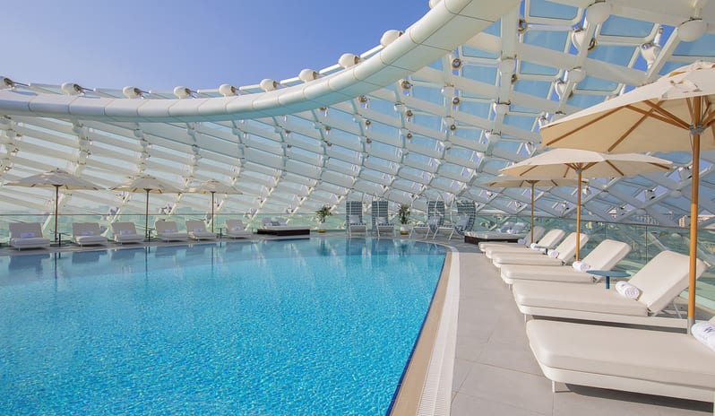 W ABU DHABI - WET DECK 2