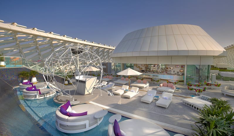 W ABU DHABI - WET DECK 3