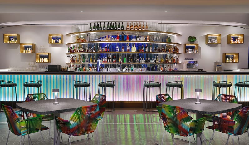 W ABU DHABI - WET DECK 5