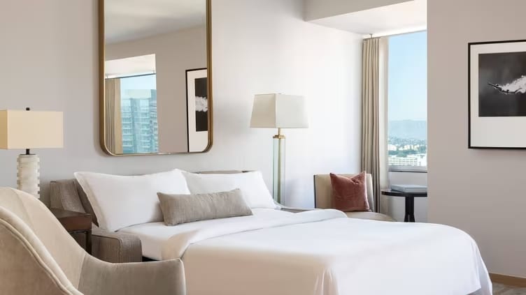 The-Ritz-Carlton_-Los-Angeles-Executive-Suite-King-View-from-the-bed